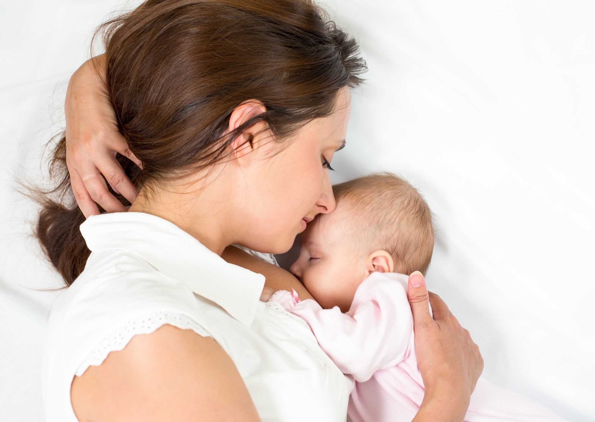 Tầm quan trọng của việc nuôi con bằng sữa mẹ đối với trẻ sơ sinh và các mẹ bỉm sữa - Ảnh 5
