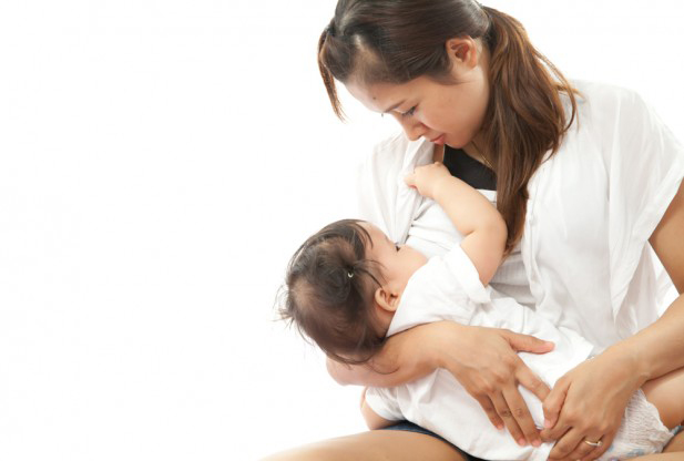 Tầm quan trọng của việc nuôi con bằng sữa mẹ đối với trẻ sơ sinh và các mẹ bỉm sữa - Ảnh 8