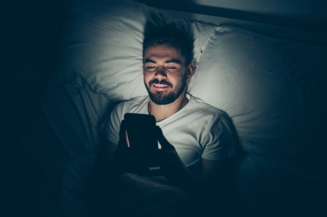Phát hiện nguyên nhân khiến thức khuya dễ tử vong sớm hơn: Chuyên gia chỉ cách thay đổi - Ảnh 1