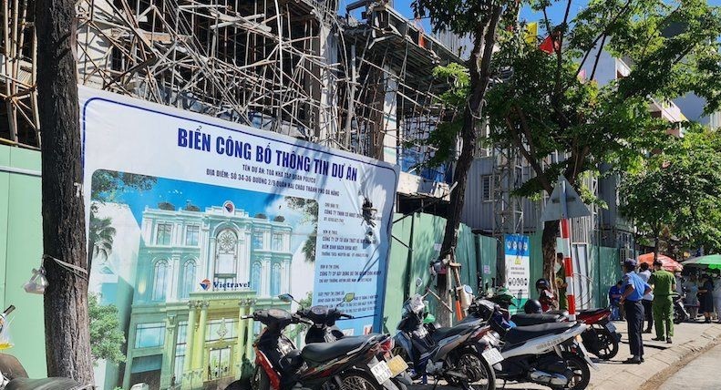 Vụ sập giàn giáo ở Đà Nẵng khiến 2 người tử vong: 1h sau khi xảy ra vụ việc, lực lượng cứu hộ mới nhận được tin báo - Ảnh 3