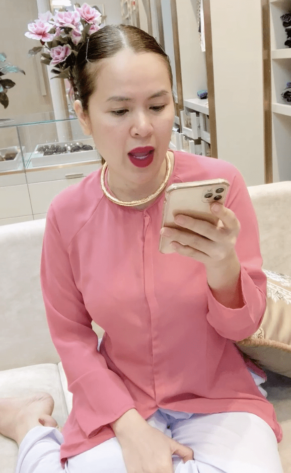 Hoa hậu Phương Lê lên tiếng bảo vệ con gái cố nghệ sĩ Vũ Linh, đồng thời thẳng thắn mỉa mai Hồng Phượng - Ảnh 2