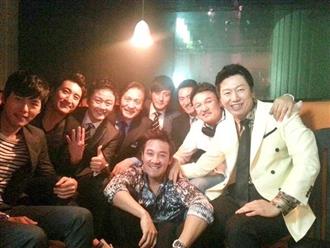 Dàn bạn thân xuất hiện trong đám cưới của Hyun Bin "chất" ra sao mà "vượt mặt" hội anh em Song Joong Ki?