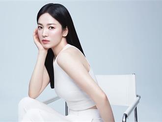 Song Hye Kyo 'hớp hồn' fan với vẻ đẹp tinh khôi tựa như 'nữ thần' ở tuổi 42