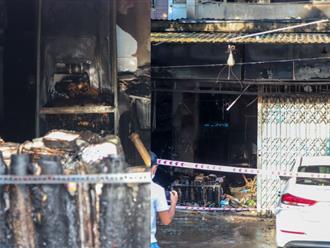 Cận cảnh căn nhà tầng bị bốc cháy khiến 2 vợ chồng tử vong