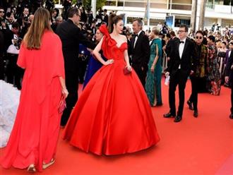 Không đôi co, Lý Nhã Kỳ đáp trả sâu cay khi có người cho rằng cô bị 'ngó lơ' lúc sải bước trên thảm đỏ LHP Cannes