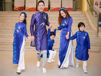 MC Phan Anh cùng vợ và 3 con lên sân khấu trình diễn áo dài