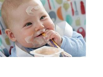 Những điều cần biết về sữa chua cho bé 7 tháng tuổi