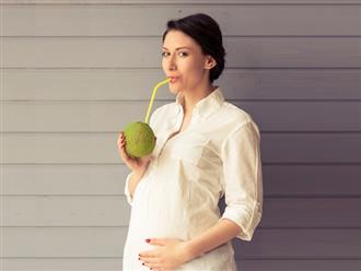 Mẹ bầu cần biết: Bị tiểu đường thai kỳ có nên uống nước dừa hay không?