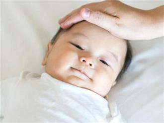 Cách hạ sốt cho trẻ sơ sinh 2 tháng tuổi khi tiêm phòng