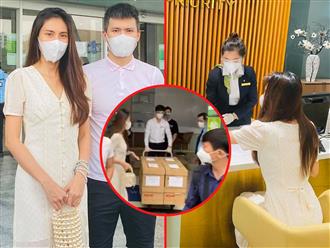 'Hoa mắt' với chồng thùng giấy chứa đựng 18.000 tờ sao kê tiền kêu gọi cứu trợ miền Trung của vợ chồng Công Vinh - Thủy Tiên