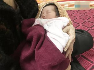 Rơi nước mắt hoàn cảnh thương tâm ở Hà Nội: Bố mất vì điện giật, bé gái chào đời khi mẹ băng huyết tử vong sáng 30 Tết