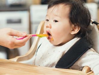 5 loại thực phẩm cha mẹ không nên cho trẻ ăn khi đói, gây ảnh hưởng xấu tới sức khỏe của con