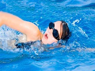 Chọn bể bơi mùa hè cho trẻ, cẩn trọng các bệnh về mắt