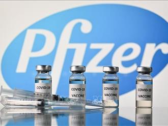 Hãng Pfizer sẵn sàng sản xuất vắc xin ngừa biến thể Omicron vào tháng 3