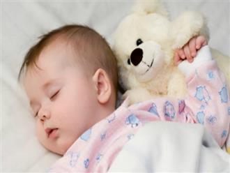 Con bồn chồn khó ngủ khiến ba mẹ lo lắng? 7 lời khuyên từ các chuyên gia đào tạo giấc ngủ chuyên sâu có thể xoa dịu bất kỳ em bé khó ngủ nào 