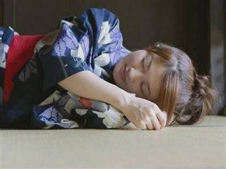 Tại sao phụ nữ Nhật ngủ trên sàn nhà? Bạn sẽ không tin vào câu trả lời đâu!