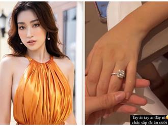 HOT: Đỗ Mỹ Linh lộ ảnh đeo nhẫn kim cương 'khủng', sắp lên xe hoa chăng?