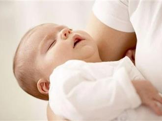 Trẻ sơ sinh ngủ ngáy có phải dấu hiệu bệnh nguy hiểm?