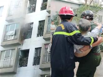 Cháy căn hộ chung cư 12 tầng ở Đà Nẵng: Hàng trăm người dân hốt hoảng hô hoán, tháo chạy khỏi tòa nhà