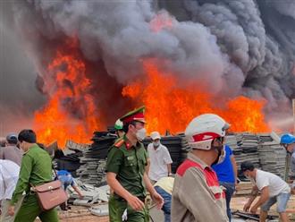 Cháy lớn ở Khu công nghiệp Nhơn Bình, khỏi lửa bốc lên ngùn ngụt