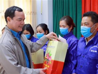 Hà Nội hỗ trợ tiền cho người lao động khó khăn dịp Tết Nguyên đán 2024