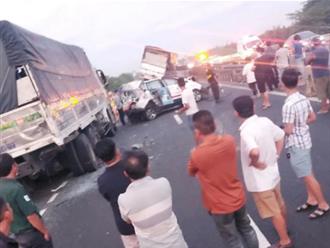 Hiện trường vụ tai nạn liên hoàn trên tuyến cao tốc Trung Lương – Mỹ Thuận: 2 người thương vong