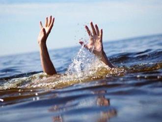 Liên tiếp nhiều vụ đuối nước thương tâm: Bé gái 7 tuổi chết não khi đi công viên nước, bé trai 9 tuổi tử vong tại suối gần nhà