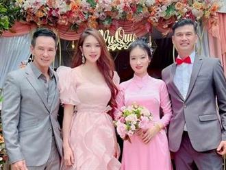 Nghệ sĩ hài Tiết Cương cưới ở tuổi 49: Nhan sắc cô dâu gây chú ý, vợ chồng Lý Hải cùng dàn sao Việt đến chung vui