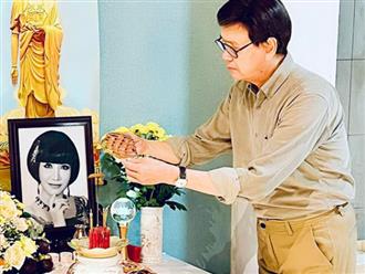 Sau khi Thanh Kim Huệ qua đời, nghệ sĩ Thanh Điền luôn giữ thói quen đặc biệt này dành cho vợ