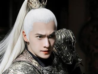Tạo hình tóc trắng của Dương Dương 'gây bão', liệu nhan sắc có' 'gánh' được diễn xuất trong 'Thả Thí Thiên Hạ'?