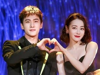 Tin tức 'dưa' Cbiz ngày 30/8/2022: Triệu Lộ Tư sẽ chỉ đóng phim trọng điểm của đài Tencent, Dương Dương và Địch Lệ Nhiệt Ba cắt đứt liên lạc với nhau?