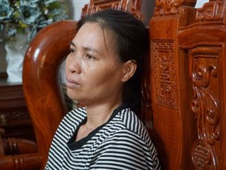 Vụ 4 ngư dân Thanh Hóa mất tích trên biển: Người vợ cùng 4 con thơ khóc cạn nước mắt, chỉ biết cầu nguyện một phép màu sẽ đến