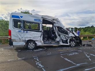 Vụ tai nạn 1 người chết, 12 người bị thương: Tài xế kể lại giây phút kinh hoàng khi tải tông văng xe du lịch