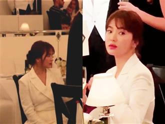 Gần 2 tháng sau ly hôn, Song Hye Kyo vẫn xinh đẹp dự sự kiện nhưng thoáng nét tiều tụy, đượm buồn