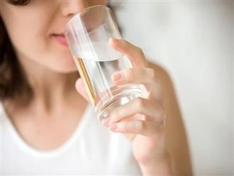 Uống nước liên tục mà vẫn khát, có thể bạn đã mắc phải 6 căn bệnh nguy hiểm