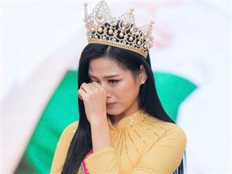 Bố Hoa hậu Đỗ Thị Hà chia sẻ 'hiếm' xúc động về con gái trước giờ Miss World tìm ra chủ nhân vương miện