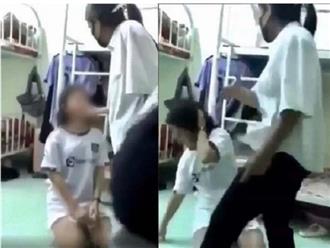 Đình chỉ 4 nữ sinh vi phạm sau vụ bạo hành một nữ sinh khác ở Kon Tum 