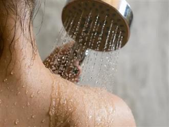 Đang tắm mà phát hiện 5 dấu hiệu khác lạ: Ngay lập tức nhập viện kẻo nguy hại tính mạng