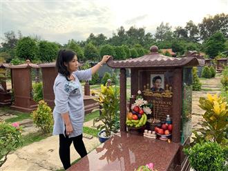 Hồng Vân buồn bã đến thăm mộ cố nghệ sĩ Anh Vũ