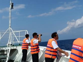 15 ngư dân gặp nạn ở Trường Sa: Huy động máy bay, tàu nước ngoài tham gia tìm kiếm