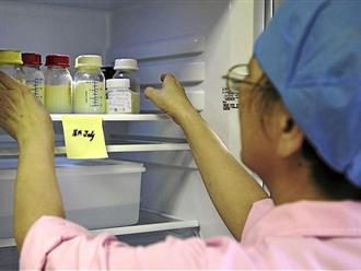 'Xin sữa mẹ cho con - chớ xin bệnh về': Bác sĩ cảnh báo nguy cơ lây nhiễm mầm bệnh