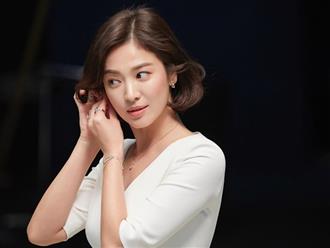 Hết đeo nhẫn, Song Hye Kyo lại khiến fan tò mò về khả năng tái hợp với Song Joong Ki