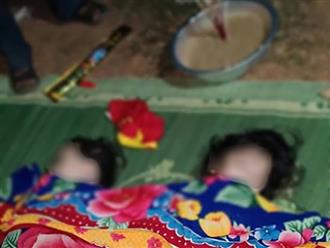 Giáp Tết, cha mẹ nghèo khóc ngất bên quan tài hai đứa con thơ tử vong vì đuối nước