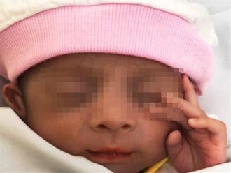 Bé gái sinh non bị mẹ bỏ rơi trong bệnh viện, bác sĩ phải góp tiền mua sữa, quần áo cho bé