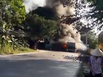 Tai nạn liên hoàn ở Phú Thọ, 4 ô tô bốc cháy dữ dội
