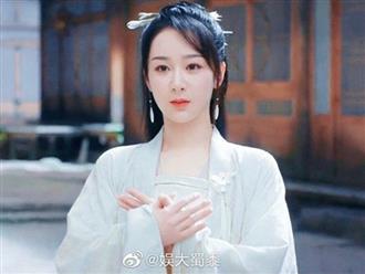 Netizen 'thúc giục' Dương Tử xác nhận mối quan hệ với Vương Nhất Bác còn chưa đâu vào đâu, nữ diễn viên lại đón nhận thêm một thông tin không thể nào vui hơn 