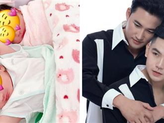 Cặp song sinh vừa chào đời đã bị mỉa mai 'không có mẹ', bạn trai Hà Trí Quang liền có lời phản pháo đầy sâu cay: 'Đừng lo con người khác'
