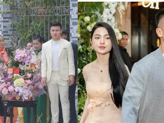 Quang Hải diện suit trắng bảnh bao trong lễ dạm ngõ bạn gái Chu Thanh Huyền, thái độ của bố mẹ nam tiền vệ gây chú ý!