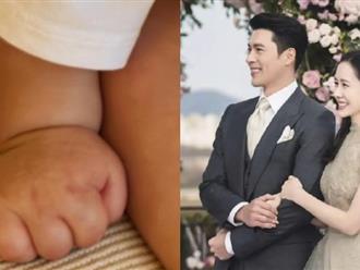 Son Ye Jin khoe hình con trai 7 tháng tuổi, đặc biệt thế nào mà khiến công chúng phát sốt?