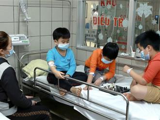 Tin vui: Toàn bộ học sinh Trường tiểu học Kim Giang nghi ngộ độc thực phẩm đã được xuất viện vào chiều nay (29/3)